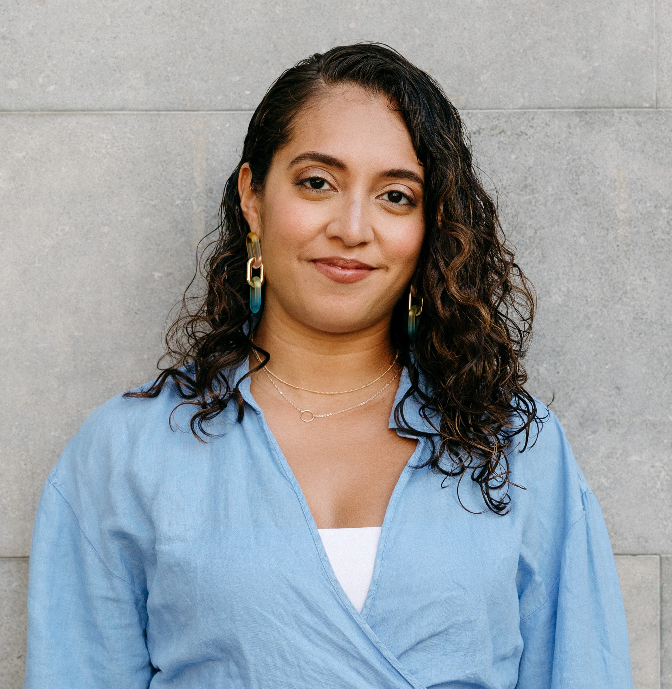 My name is Jasmine Ramirez, and I am a Financial Therapist with a B.A. in Social Work from Rutgers University, an M.S.W. from NYU, and certification in Financial Social Work. I am the founder of By Any Means Coaching and Honest Hour Therapy, as well as the co-founder of the Latinx Practice Collective.